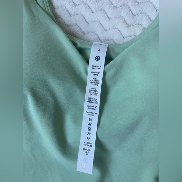 Lululemon Align Cropped Tank Top Sz4 light green NWT - Picture 4 of 9